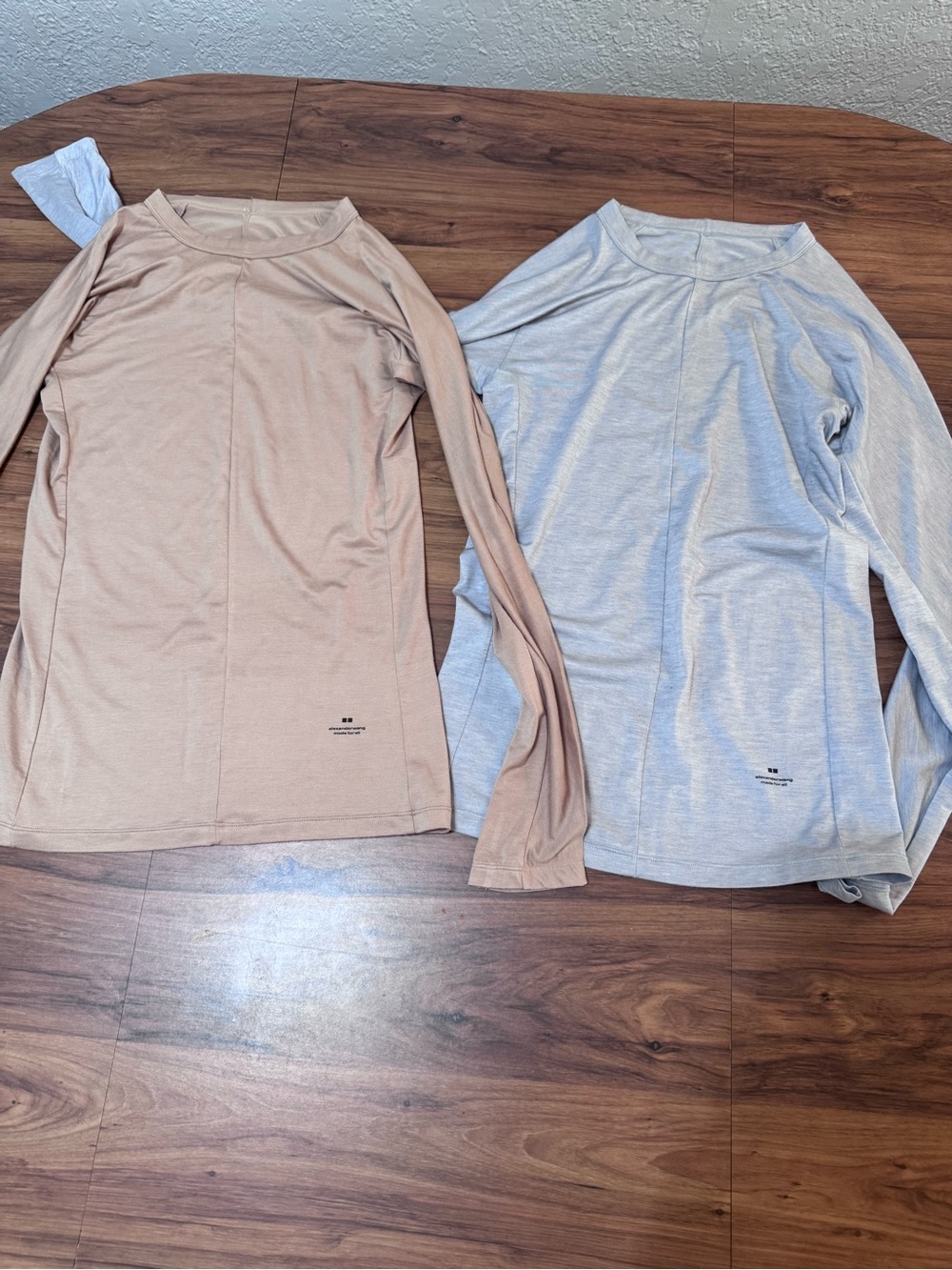 Alexander Wang for Uniqlo HEATTECH Tan and Grey Long-Sleeve Tops set of 2 - Picture 3 of 7